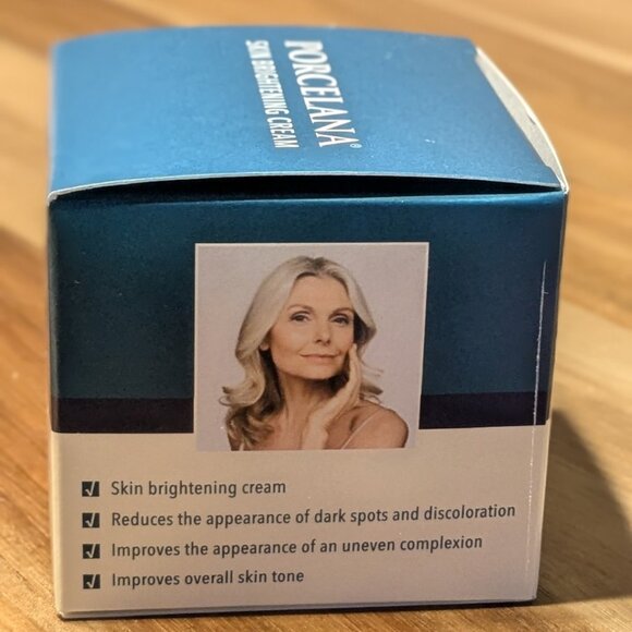 Porcelana Nighttime Hydration Cream Formula - Fades Dark Spots & Evens Skin Tone - Picture 2 of 3